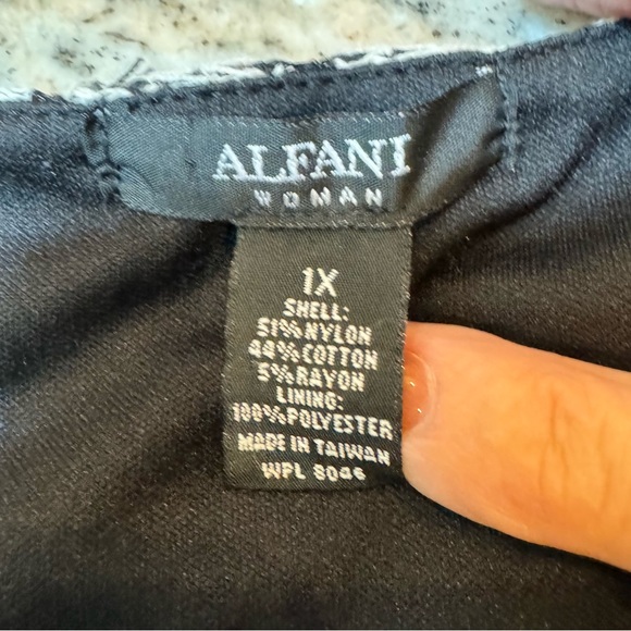 Alfani sleeveless blouse - Picture 10 of 12